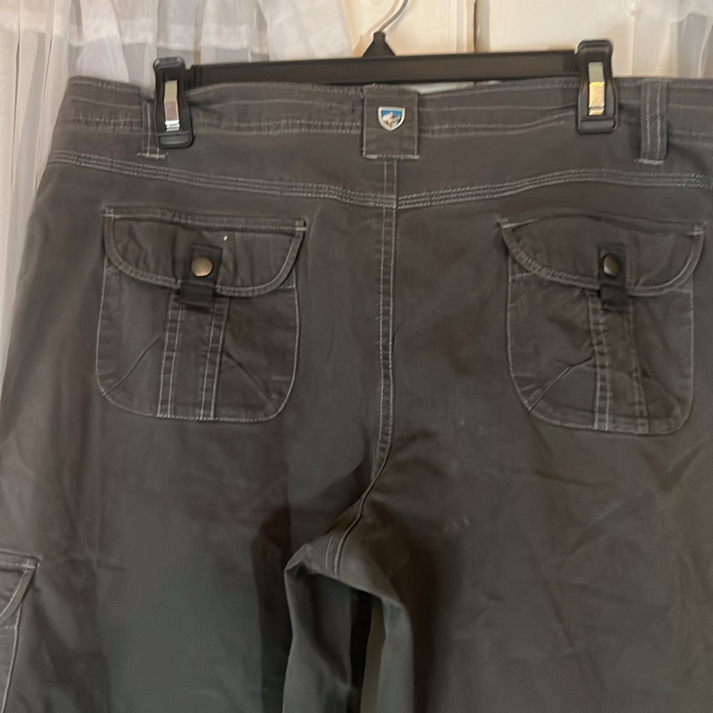 Kuhl Splash 11” Roll Up Short Women’s Size 14 Pine - Picture 3 of 9